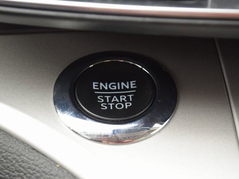 Used 2023 Ford Explorer XLT w/ Equipment Group 202A image 16