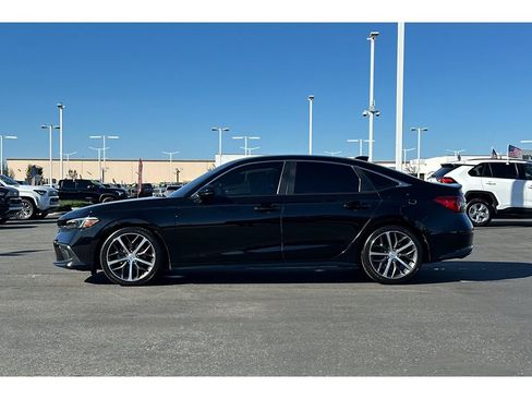 Used 2023 Honda Civic Touring image 7