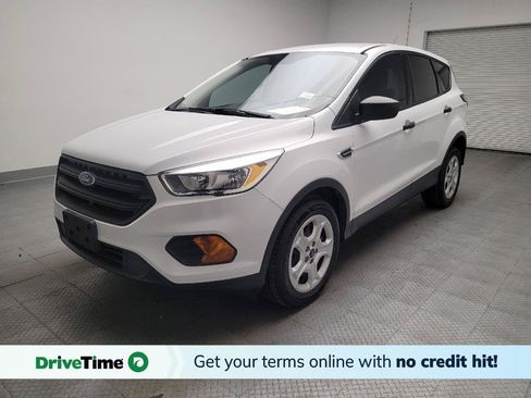 Used 2017 Ford Escape S FWD image 1