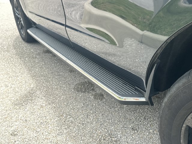 Used 2023 Ford Expedition XLT RWD image 13