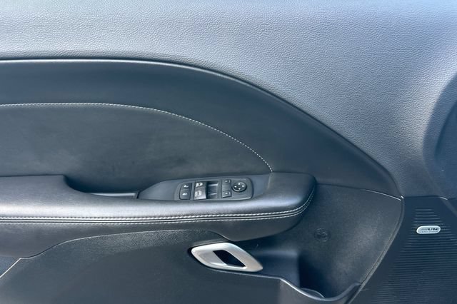 Used 2018 Dodge Challenger SXT Plus RWD image 12