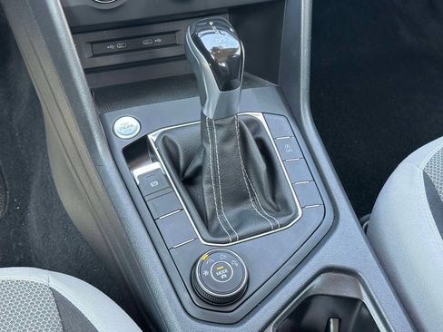 Certified 2022 Volkswagen Taos S AWD/4WD image 18