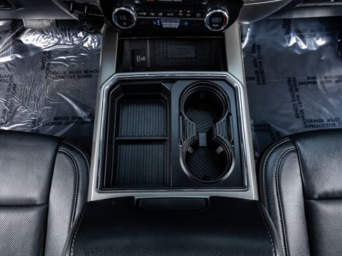 Used 2022 Ford F250 Lariat w/ Tremor Off-Road Package image 26