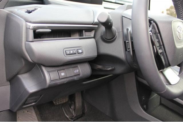 Certified 2026 Toyota C-HR AWD/4WD image 51