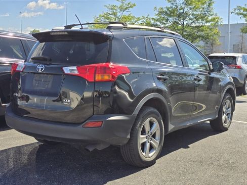 Used 2015 Toyota RAV4 XLE AWD/4WD image 7