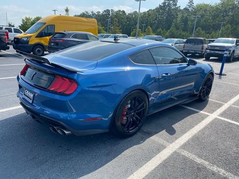 Used 2021 Ford Mustang Shelby GT500 w/ Technology Package RWD image 7