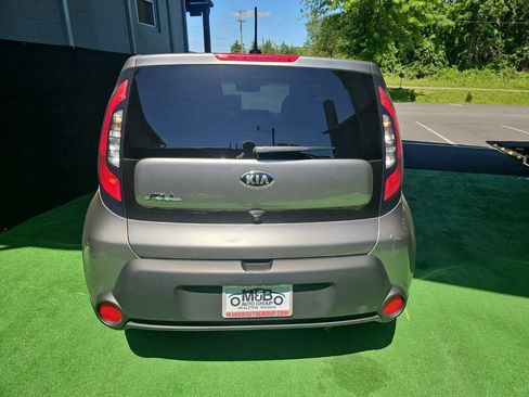 Used 2016 Kia Soul w/ Convenience Package FWD image 5