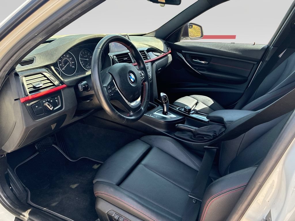 Used 2015 BMW 328i Sedan RWD image 10