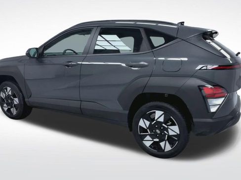 Used 2025 Hyundai Kona SEL image 6