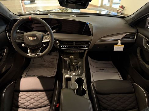 New 2026 Cadillac CT5 V Blackwing image 21