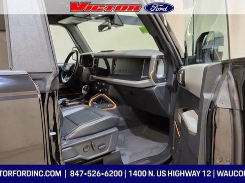 Used 2023 Ford Bronco Badlands w/ Sasquatch Package image 22