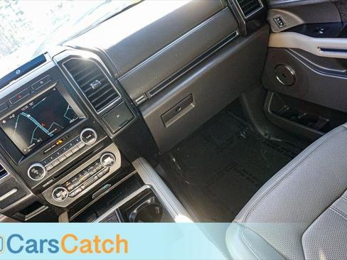 Used 2018 Ford Expedition Limited image 29