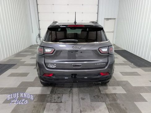 Used 2022 Jeep Compass Limited w/ Elite Group AWD/4WD image 3