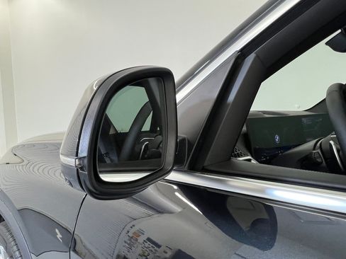 Used 2026 BMW X5 xDrive40i w/ Parking Assistance Package AWD/4WD image 23