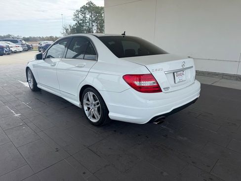 Used 2014 Mercedes-Benz C 250 Sedan image 7