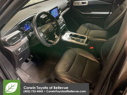 Used 2020 Ford Explorer Limited image 12