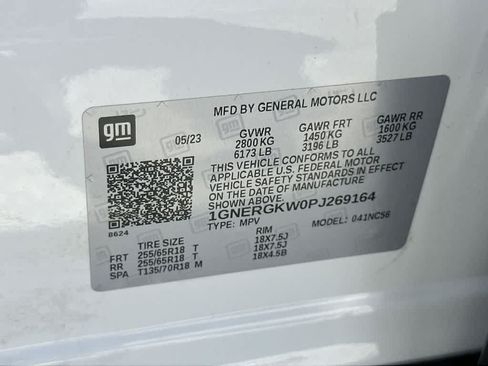 Used 2023 Chevrolet Traverse LT FWD image 29
