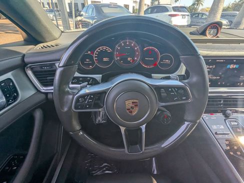 Used 2018 Porsche Panamera 4S image 3