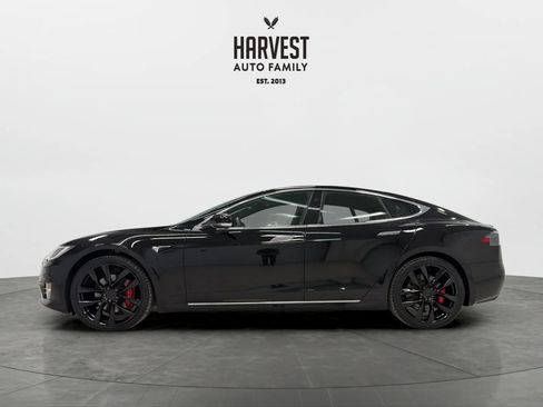 Used 2018 Tesla Model S P100D AWD/4WD image 2