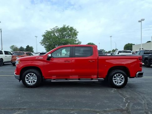 Certified 2022 Chevrolet Silverado 1500 LT w/ Diesel Off-Road Package AWD/4WD image 8