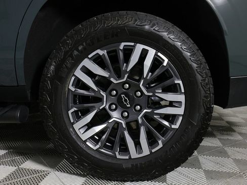 Used 2026 Chevrolet Tahoe Z71 w/ Z71 Off-Road Package AWD/4WD image 49