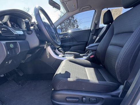 Used 2014 Honda Accord Sport image 13