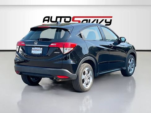 Used 2019 Honda HR-V LX image 7