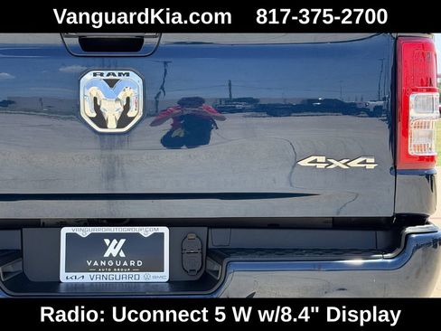 Used 2023 RAM 1500 Big Horn AWD/4WD image 9
