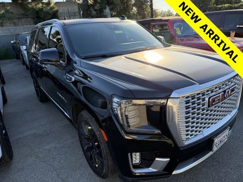 Certified 2023 GMC Yukon Denali w/ Denali Reserve Package image 2