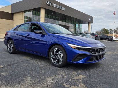 New 2025 Hyundai Elantra Sport