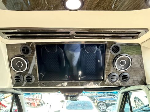 Used 2020 Mercedes-Benz Sprinter 2500 image 55