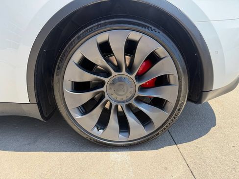 Used 2022 Tesla Model Y Performance AWD/4WD image 47