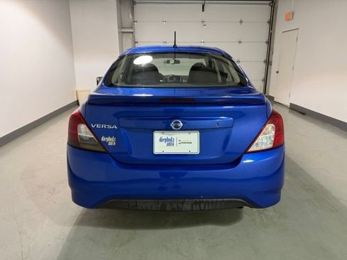 Used 2017 Nissan Versa S Plus FWD image 6