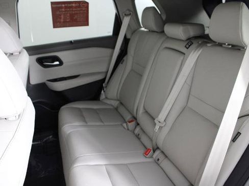 Certified 2024 Nissan Rogue SL w/ SL Premium Package FWD image 22