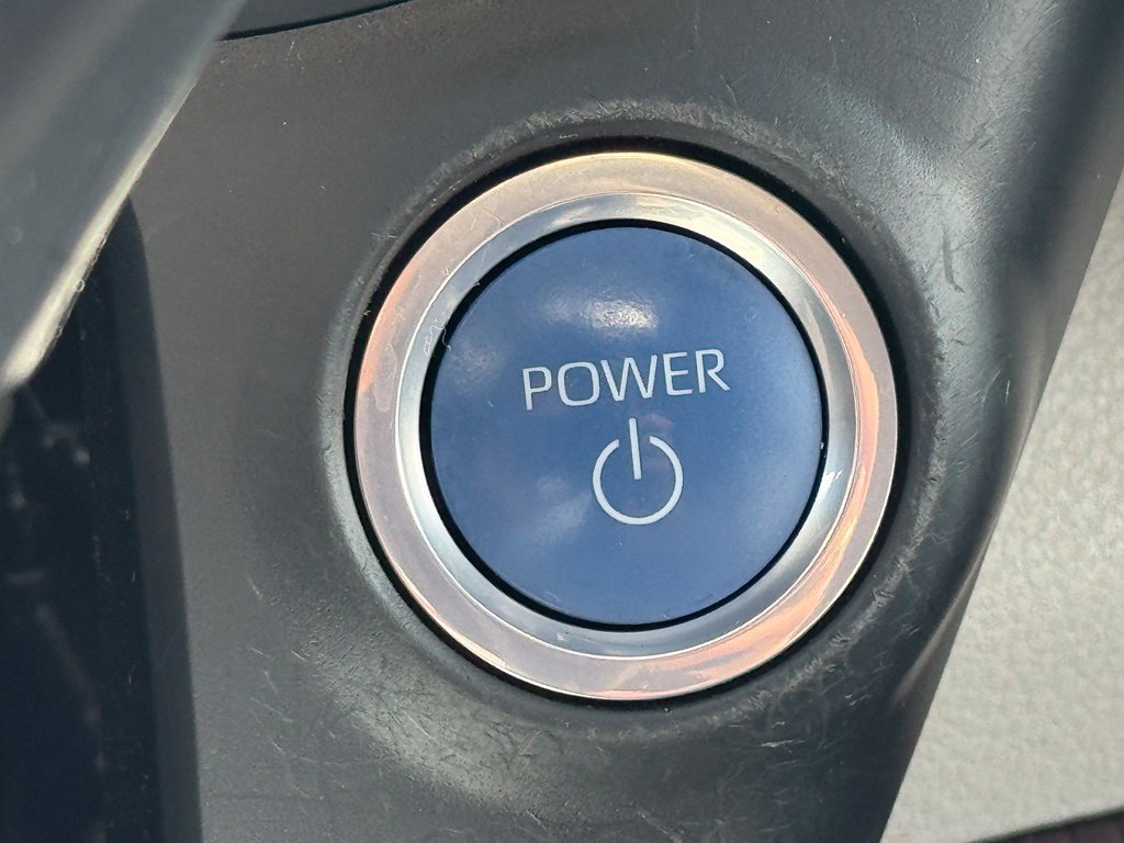 Used 2024 Toyota Sienna XLE FWD image 29