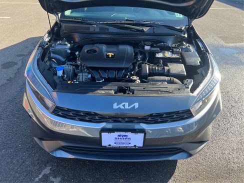 Used 2022 Kia Forte LXS image 14