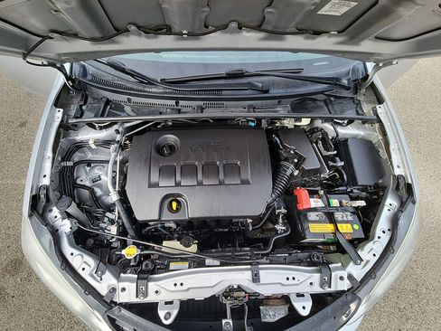 Used 2016 Toyota Corolla S image 18