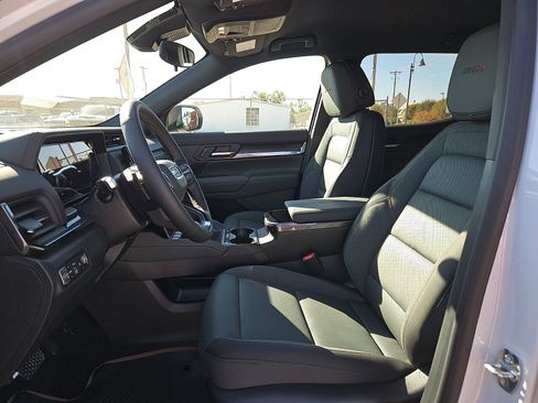 New 2026 GMC Terrain AT4 image 15