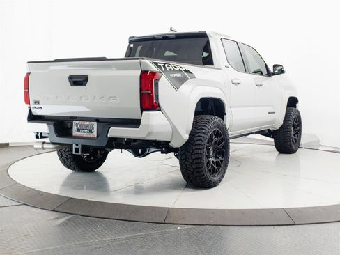 New 2026 Toyota Tacoma SR5 AWD/4WD image 13