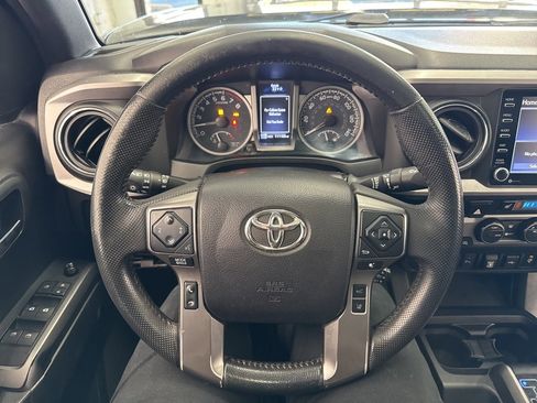 Certified 2021 Toyota Tacoma Limited image 18