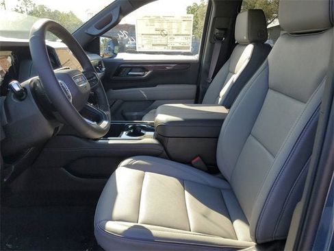 New 2026 GMC Yukon Elevation image 19