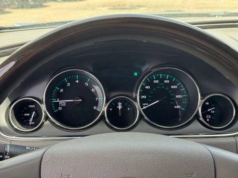 Used 2017 Buick Enclave Leather AWD/4WD image 9