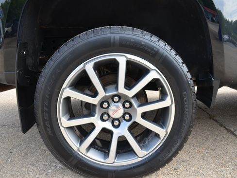 Used 2020 GMC Canyon Denali AWD/4WD image 16