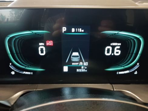 Used 2025 Kia Telluride S AWD/4WD image 2