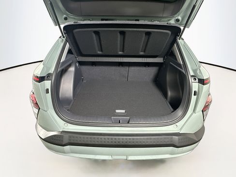 Used 2024 Hyundai Kona SEL image 30