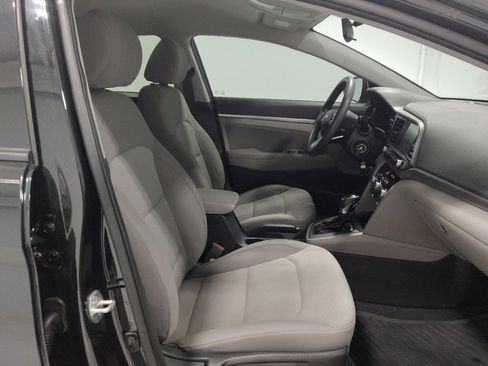 Used 2020 Hyundai Elantra SEL image 21