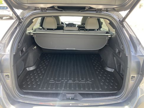 Certified 2025 Subaru Outback Limited AWD/4WD image 35