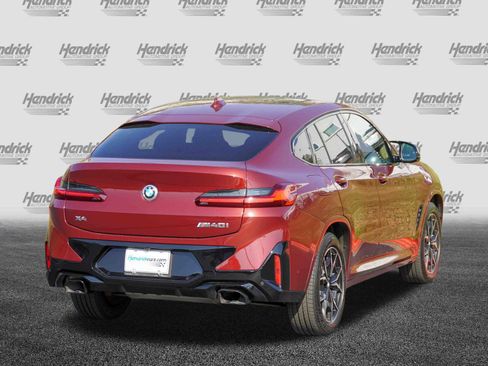 Used 2025 BMW X4 M40i image 8