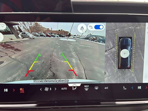 Used 2025 Ford Expedition Active image 18