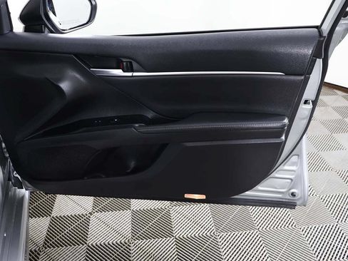 Used 2020 Toyota Camry XSE FWD image 24